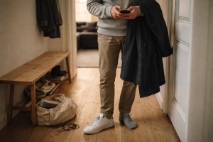 Jeg stod med overtøjet på og panikskrev “øv, kan ikke i dag”