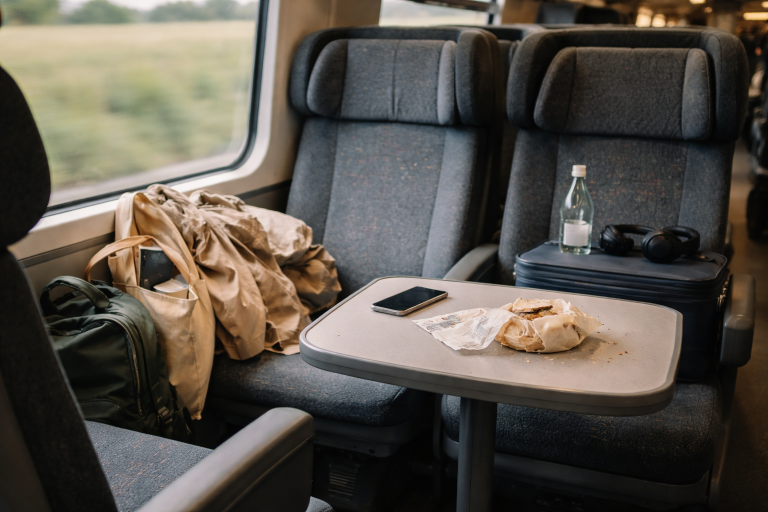 Forkert sæde i tog eller bio (og ja, du kan redde den)